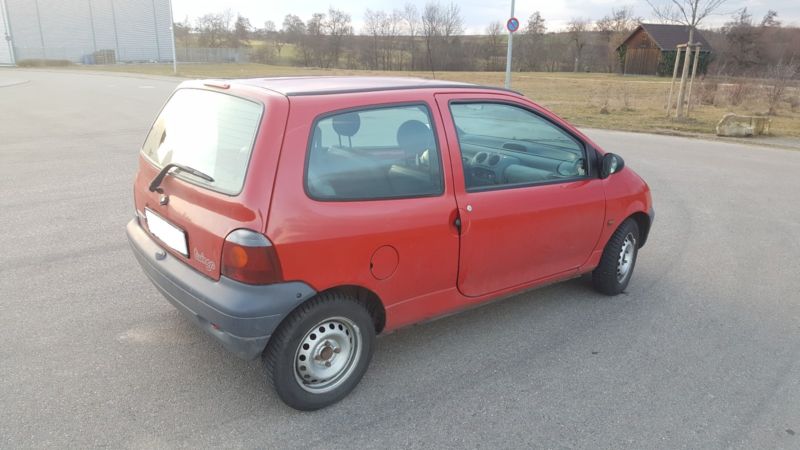 [Bild: twingo_rot_04.jpg]