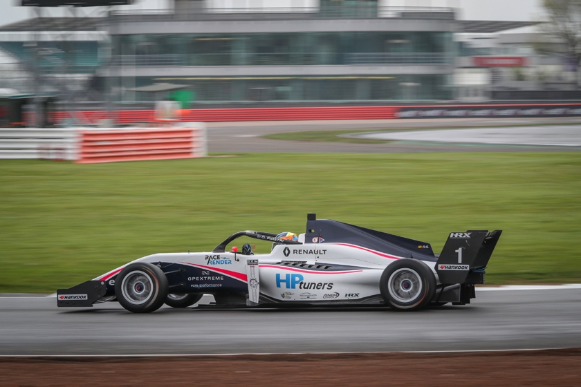 Oscar Piastri in command at Silverstone