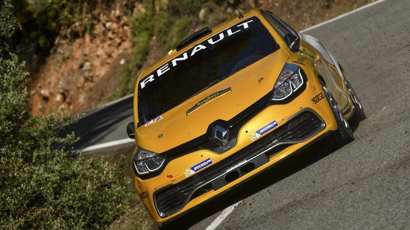 Renault Clio R3Ts ready for the challenge of Rallye Monte-Carlo