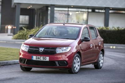 Dacia Sandero is Car Dealer's 'Used Mid-Sized Car of the Year' 2017