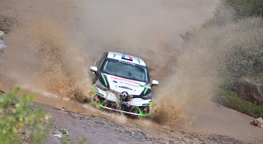 New Clio Rally makes successful debut