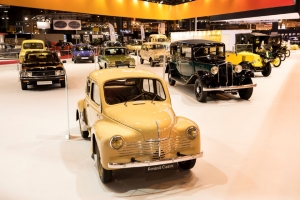 Salon Retromobile : Renault fête 120 ans d’«Easy Life »