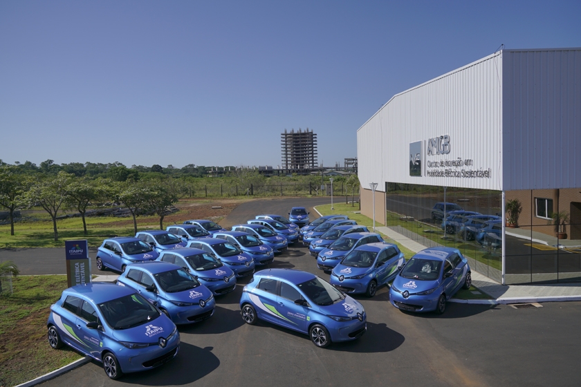 Itaipu Binacional adquire 20 Renault ZOE, com autonomia de 400 km