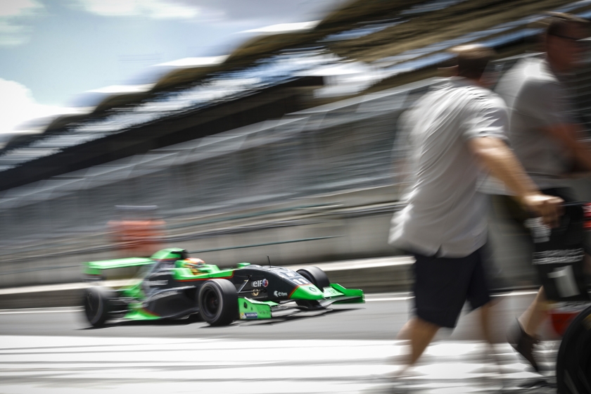 Nouveau record pour Sacha Fenestraz au Hungaroring