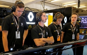 The Formula Renault Eurocup visits the F1 paddock!