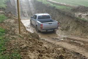 Trittsicher im Gelände, komfortabel auf der Strasse