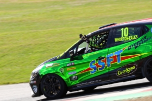 British Touring Car deal for 2016 Renault UK Clio Cup Champion Whorton-Eales
