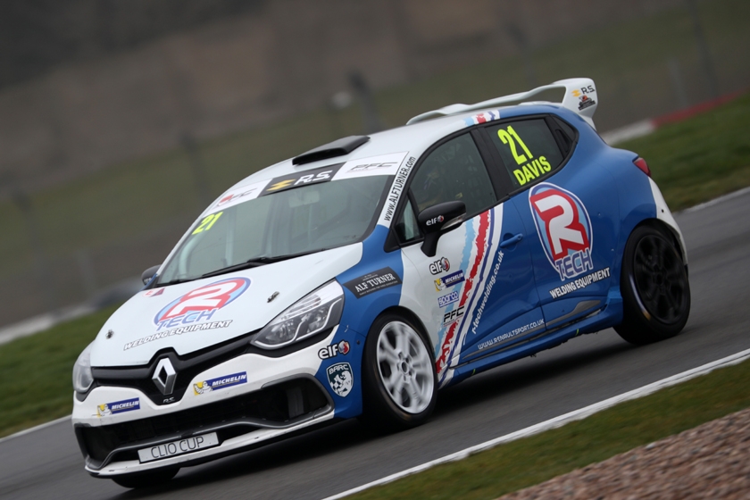 Ben Davis confirms MRM Seat for 2019 Renault UK Clio Cup