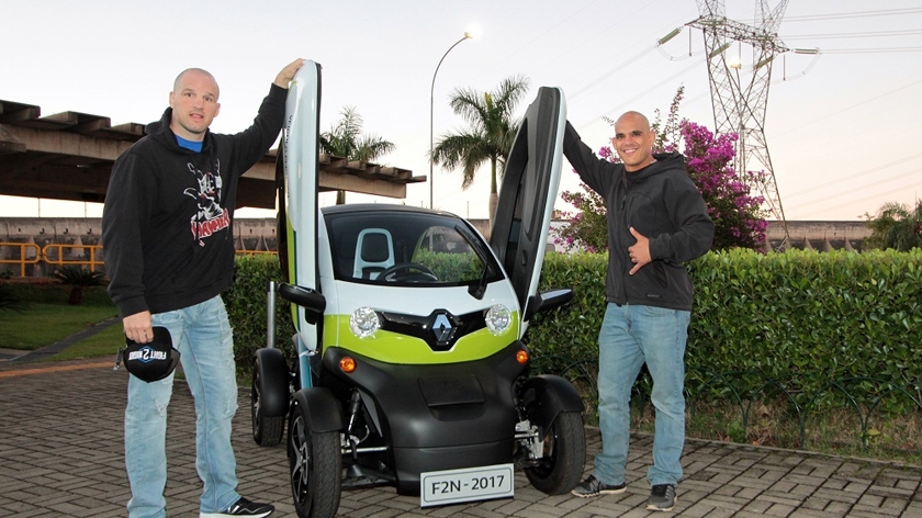 Robustez e energia dos veículos Renault em destaque no “Fight 2 Night II”