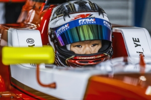 Yifei Ye poursuit sur sa lancée à Hockenheim