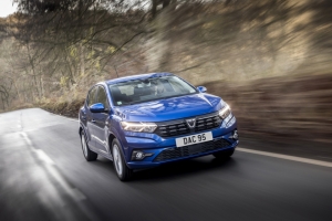 Dacia Sandero wins &#039;Best Small Car&#039; at the What Car? Car of the Year Awards 2021
