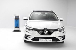Renault bringt zwölf Modelle mit Hybridantrieb auf den Markt