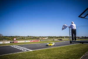 David Pouget, Premier Vainqueur en Clio Cup Europe