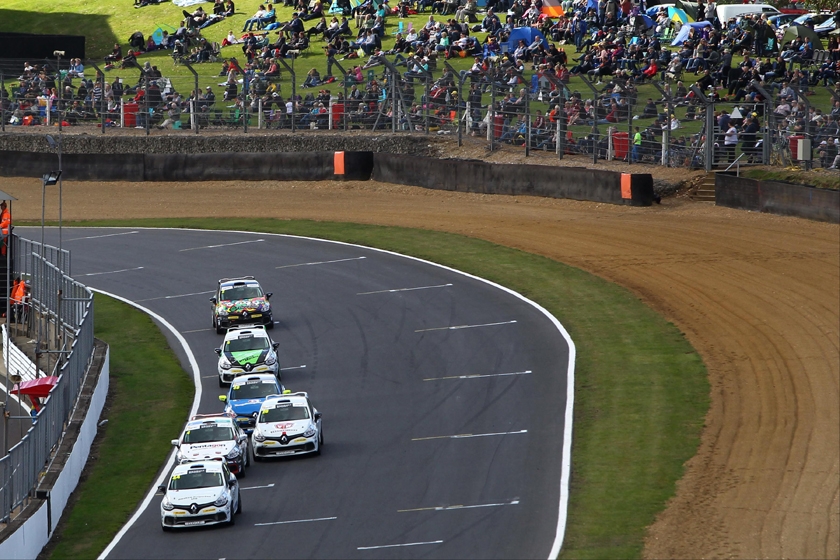 Revised points system &amp; enhanced prize fund announced for 2017 Renault UK Clio Cup season