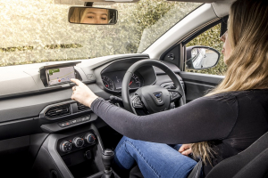 All-New Dacia Sandero: The innovative Dacia Media Control System