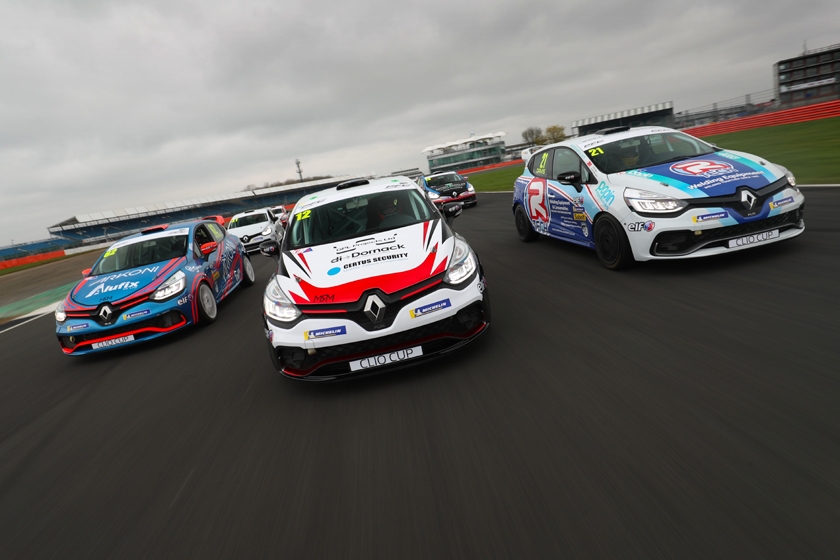 2019 Renault UK Clio Cup gets under way live on ITV4 at Brands Hatch