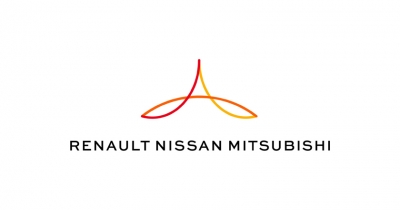 Jean-Dominique Senard, Président de Renault, Hiroto Saikawa, CEO de Nissan, Thierry Bolloré, CEO de Renault et Osamu Masuko, CEO de Mitsubishi Motors annoncent leur intention de créer un nouveau Conseil opérationnel de l’Alliance