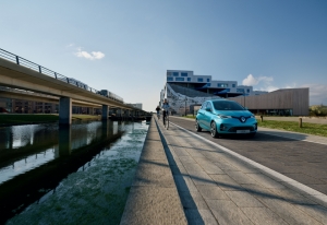 New Renault ZOE: The pleasure of driving 100% electric takes on a new dimension