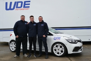 Norfolk&#039;s Dan Zelos switches to WDE Motorsport for 2017 Renault UK Clio Cup season