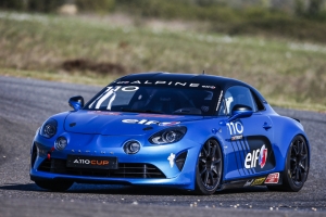 Alpine Elf Europa Cup 2019, Rennen 1&amp;2: Nogaro (F), 20-22. April - Yann Zimmer wird dort die Schweizer Farben tragen