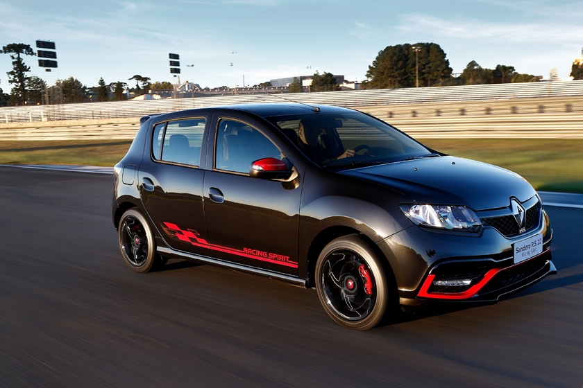 Sandero R.S. 2.0 ganha série limitada Racing Spirit