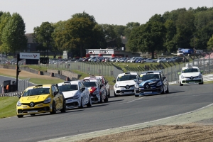 Victories for Marzorati &amp; Hanafin in Renault UK Clio Cup Junior at Brands Hatch as Burton takes over championship lead