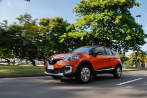 Renault Captur 1.6 SCe X-TRONIC CVT: mais conforto com economia