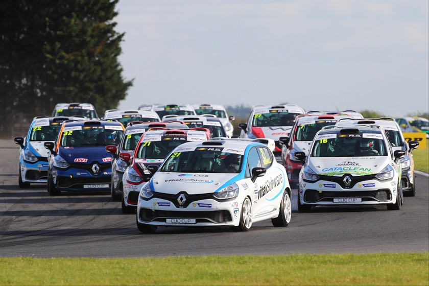 2017 Renault UK Clio Cup title within Bushell’s grasp at Rockingham