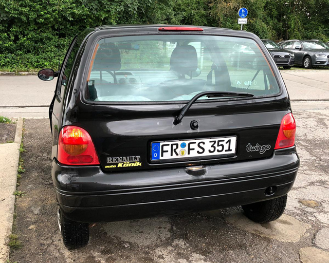 [Bild: twingo_schwarz_02.jpg]